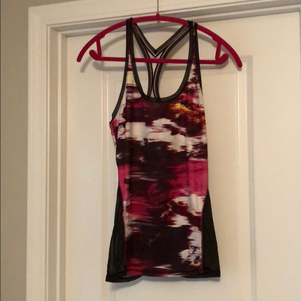 Lululemon tank top
